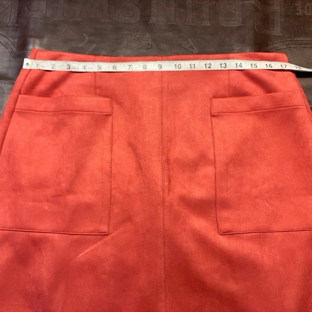 LOFT Outlet Coral Faux Suede‎ Mini Skirt Pockets Women's Size 12 New Fall